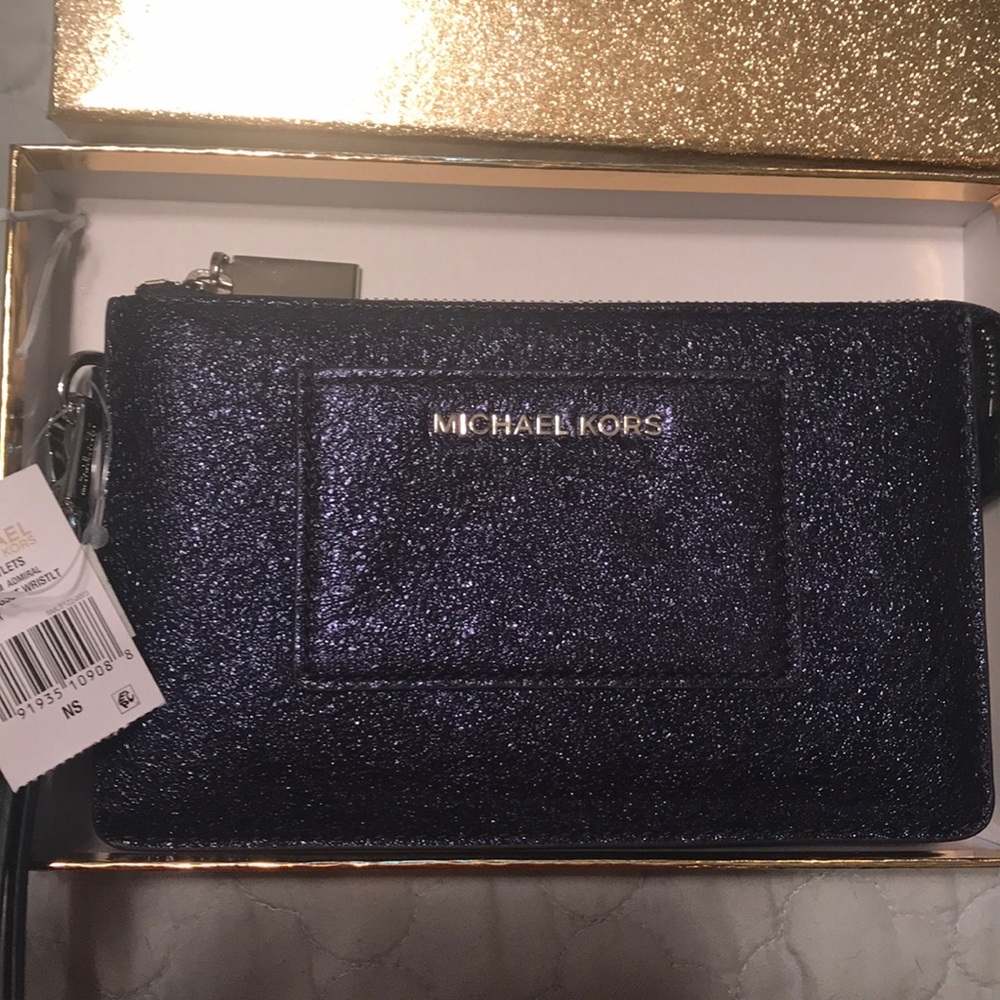 Michael Kors Wristlest